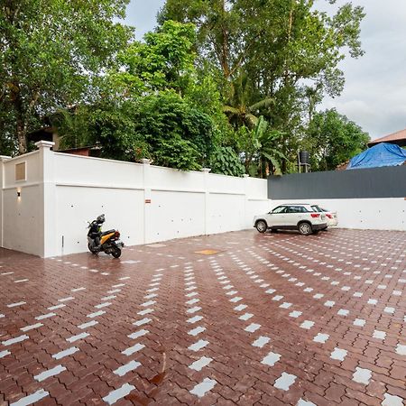 Cochin Airport Hotel Kochi Dış mekan fotoğraf