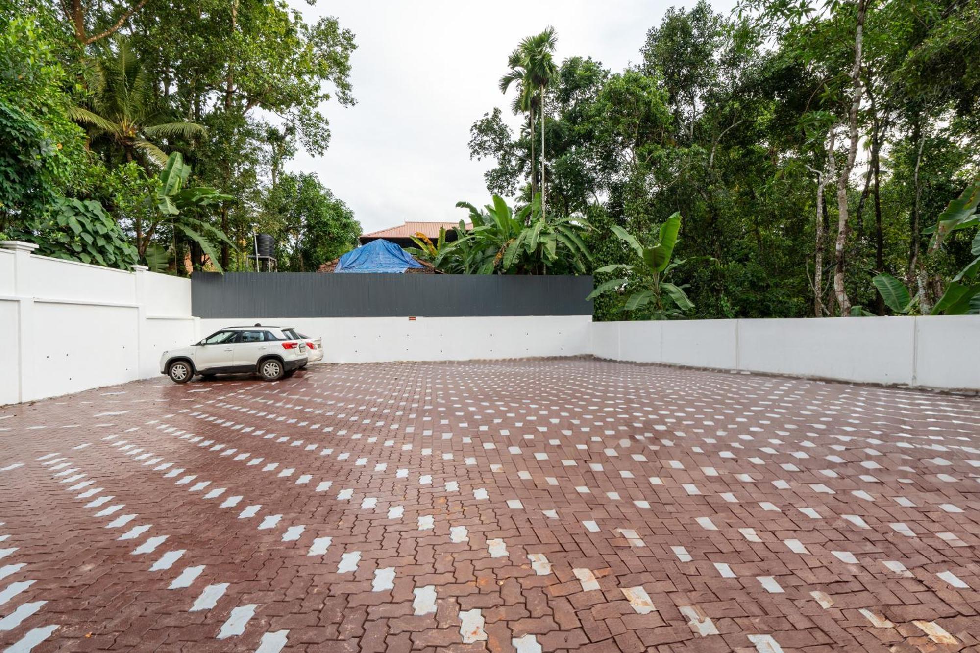 Cochin Airport Hotel Kochi Dış mekan fotoğraf