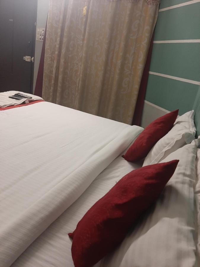 Cochin Airport Hotel Kochi Dış mekan fotoğraf